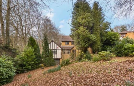 Updating in High Wycombe photo